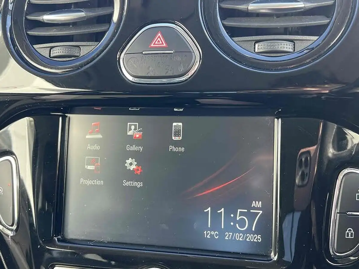 2017-vauxhall-adam-12i-vvt-16v-energised-big-30