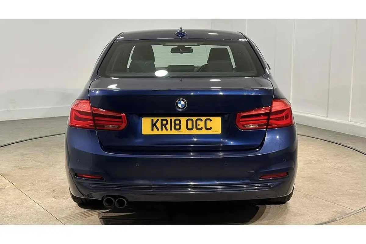 2018-bmw-3-series-20-320i-sport-saloon-4d-auto-big-8