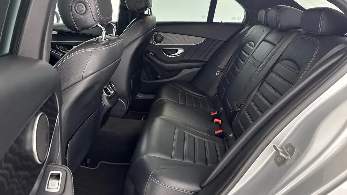 2020-mercedes-benz-c-class-15-c200-amg-line-premiumss-saloon-4d-big-13