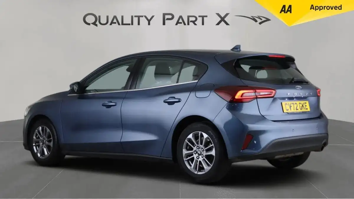 2022-ford-focus-10t-titanium-125ps-hatchback-big-4