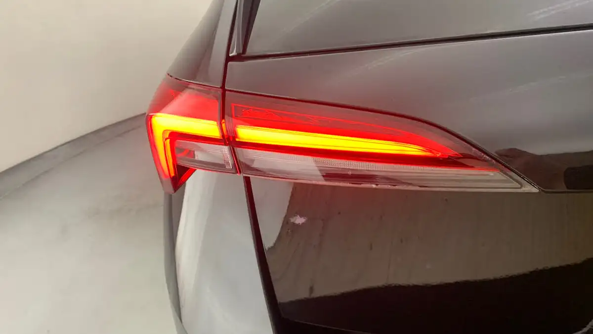 2021-skoda-scala-15-tsi-se-l-dsg-big-36