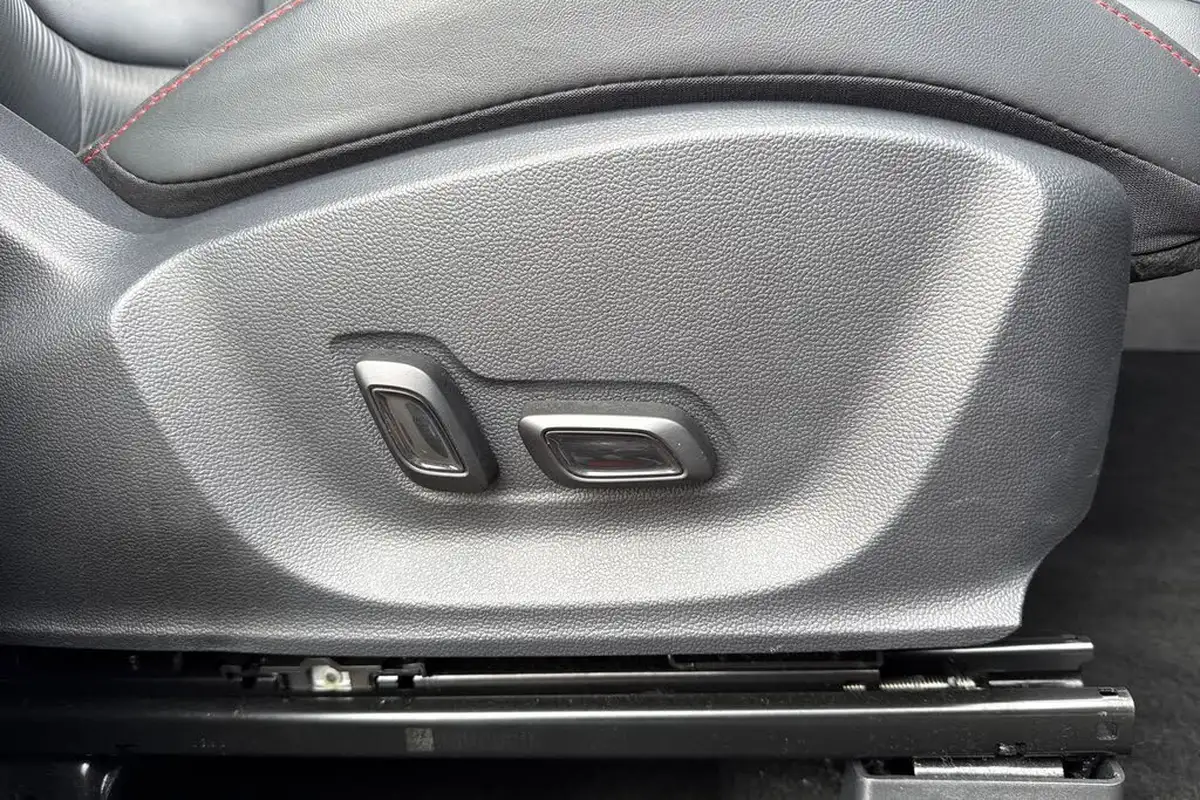 2024-mg-zs-suv-15-vti-tech-exclusive-big-29