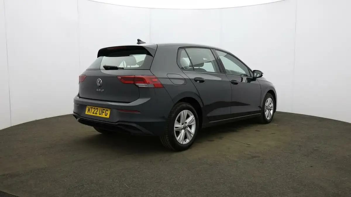 2022-volkswagen-golf-15-tsi-life-130ps-hatchback-big-57