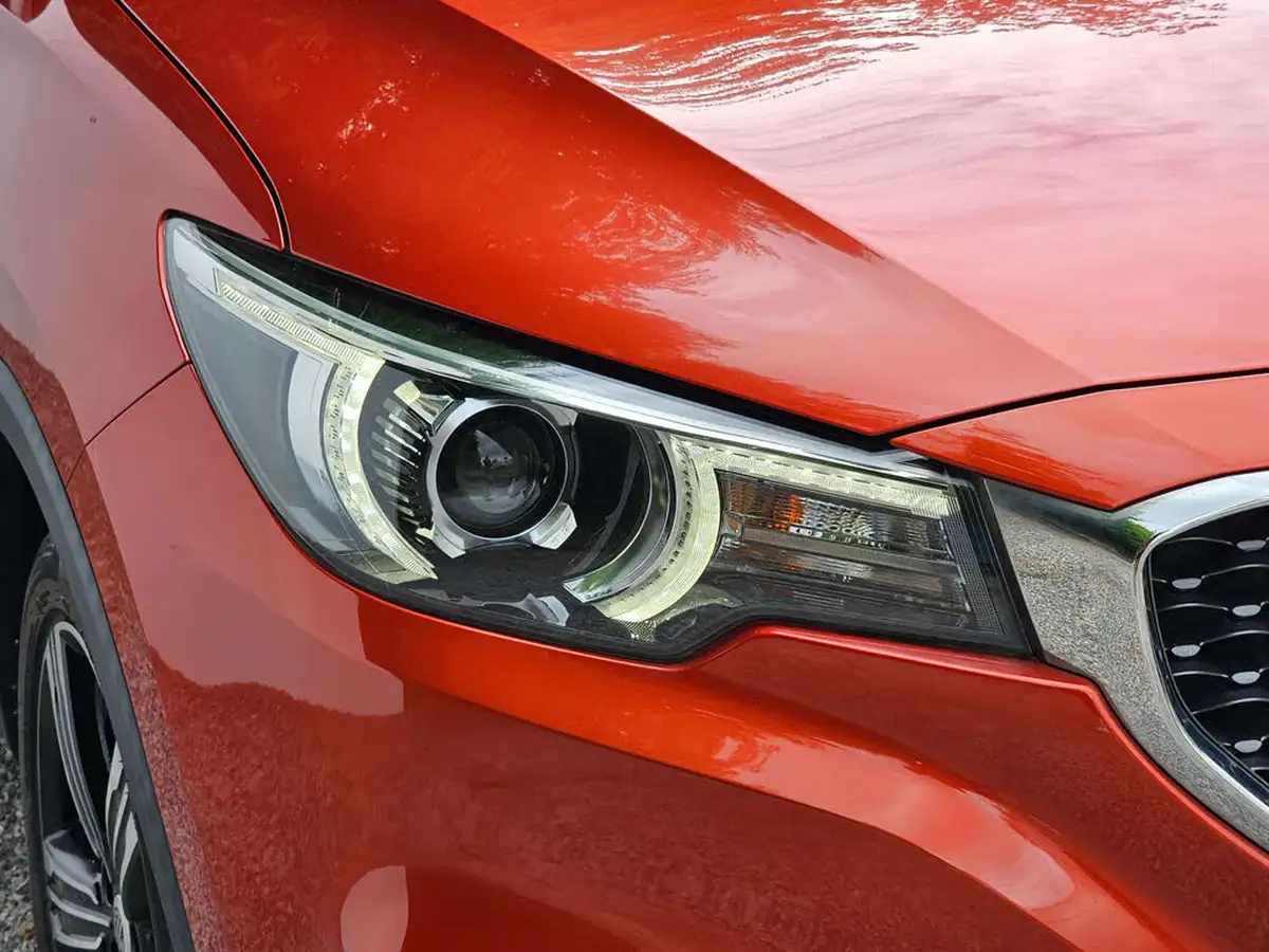 2018-mg-zs-suv-15-vti-tech-exclusive-big-14