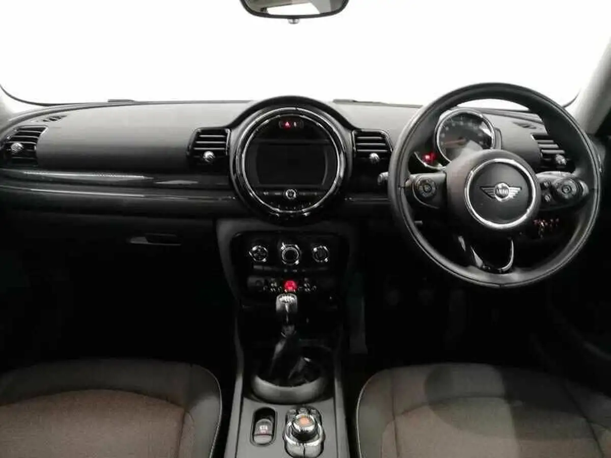 2018-mini-clubman-15-cooper-big-20