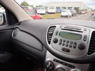 2012-hyundai-i10-12-style-85bhp-small-32