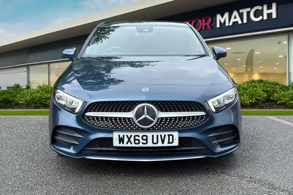 2019-mercedes-benz-a-class-15d-a180d-amg-line-premium-hatchback-5d-7g-dct-big-5