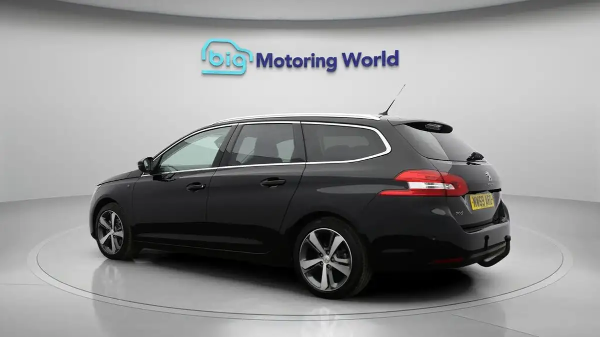 2020-peugeot-308-sw-12-puretech-tech-edition-eat8-big-5