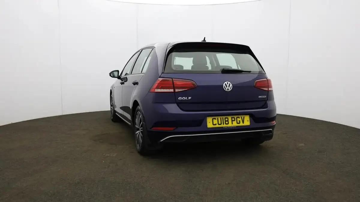 2018-volkswagen-golf-15-tsi-se-130ps-ss-hatchback-5d-big-34