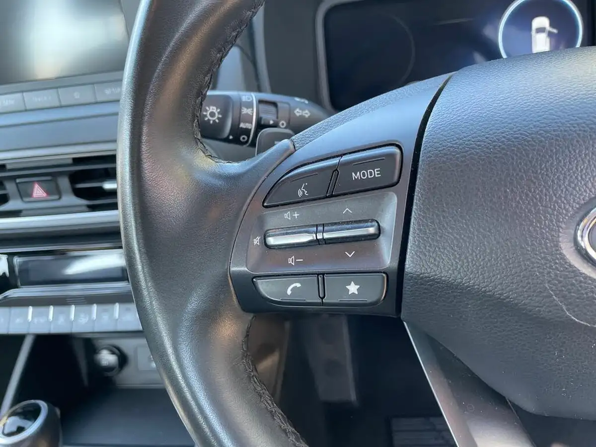 2023-hyundai-kona-16-gdi-se-connect-big-15
