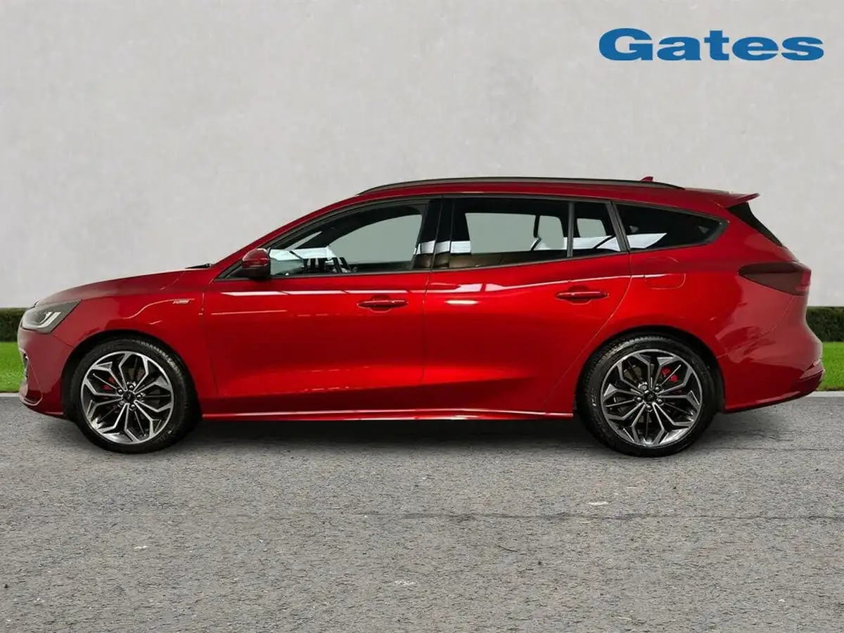 2024-ford-focus-10t-st-line-x-155ps-estate-powershift-big-3