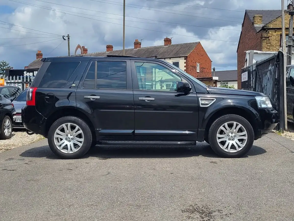 2010-land-rover-freelander-2-22td4e-hse-big-16