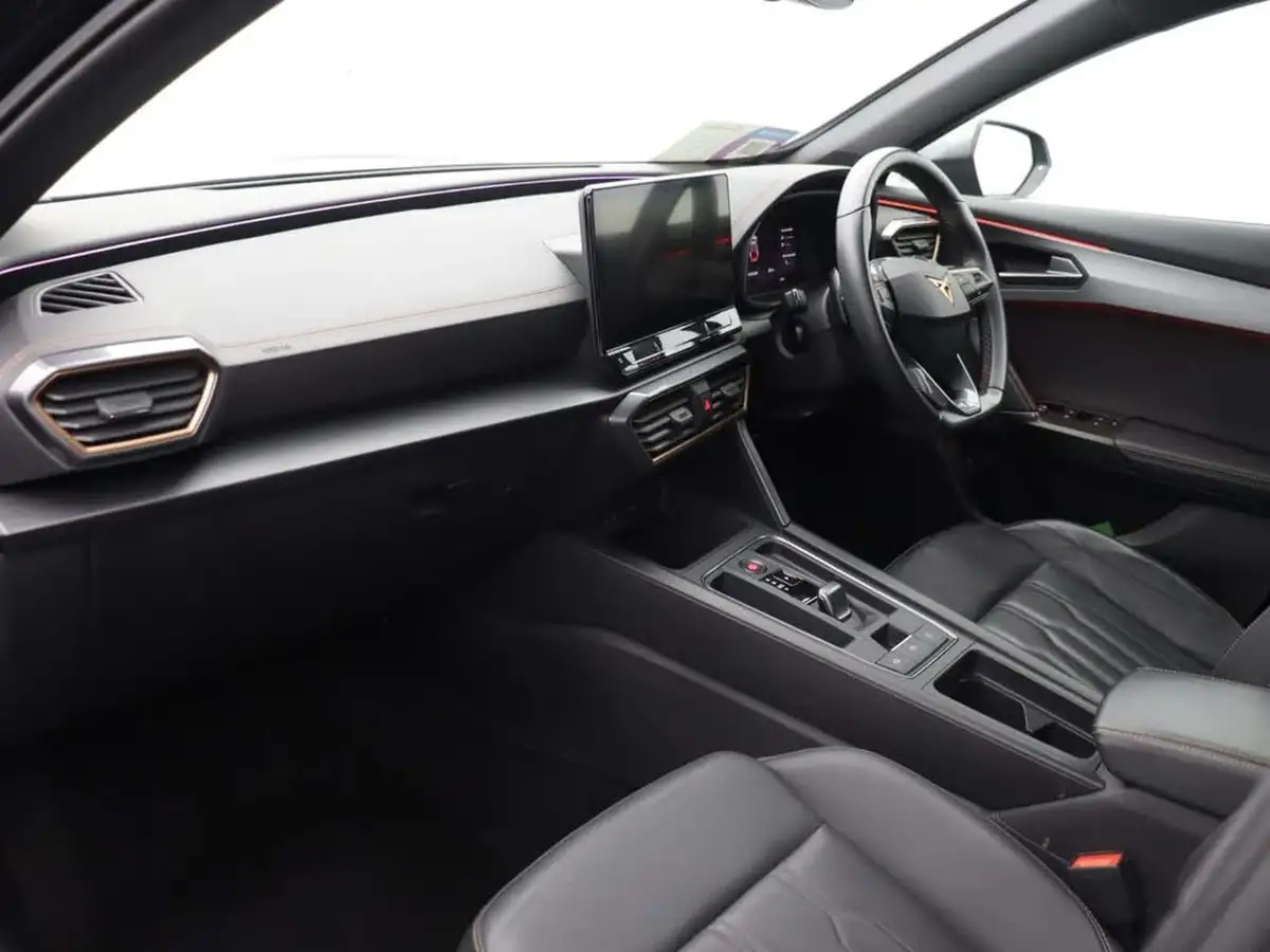 2021-cupra-formentor-14-e-hybrid-v2-big-10