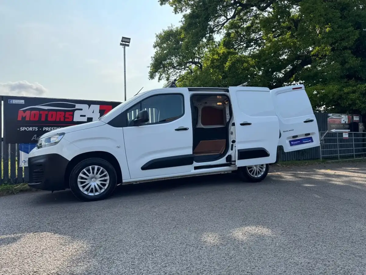 2021-citroen-berlingo-15bluehdi-650-enterprise-ss-big-8