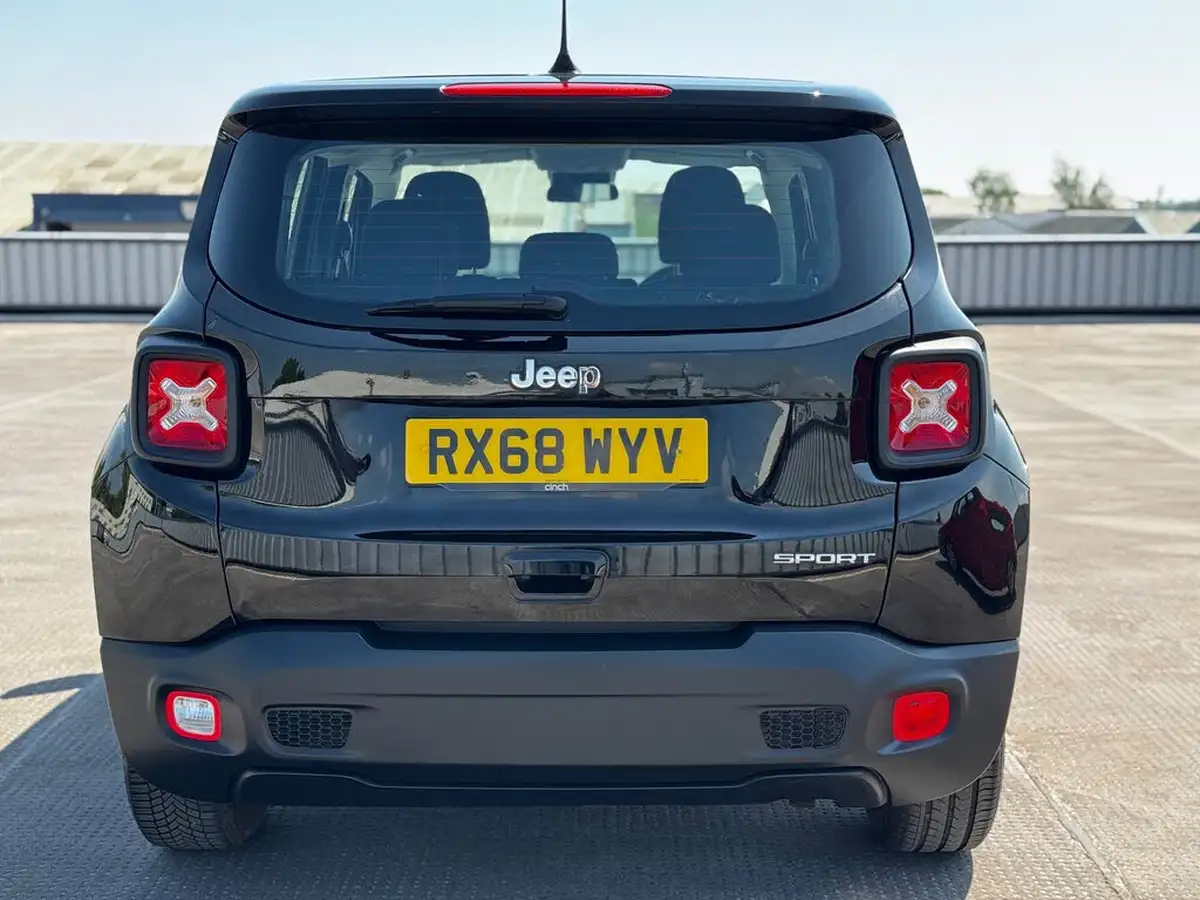 2018-jeep-renegade-10-gse-sport-big-4