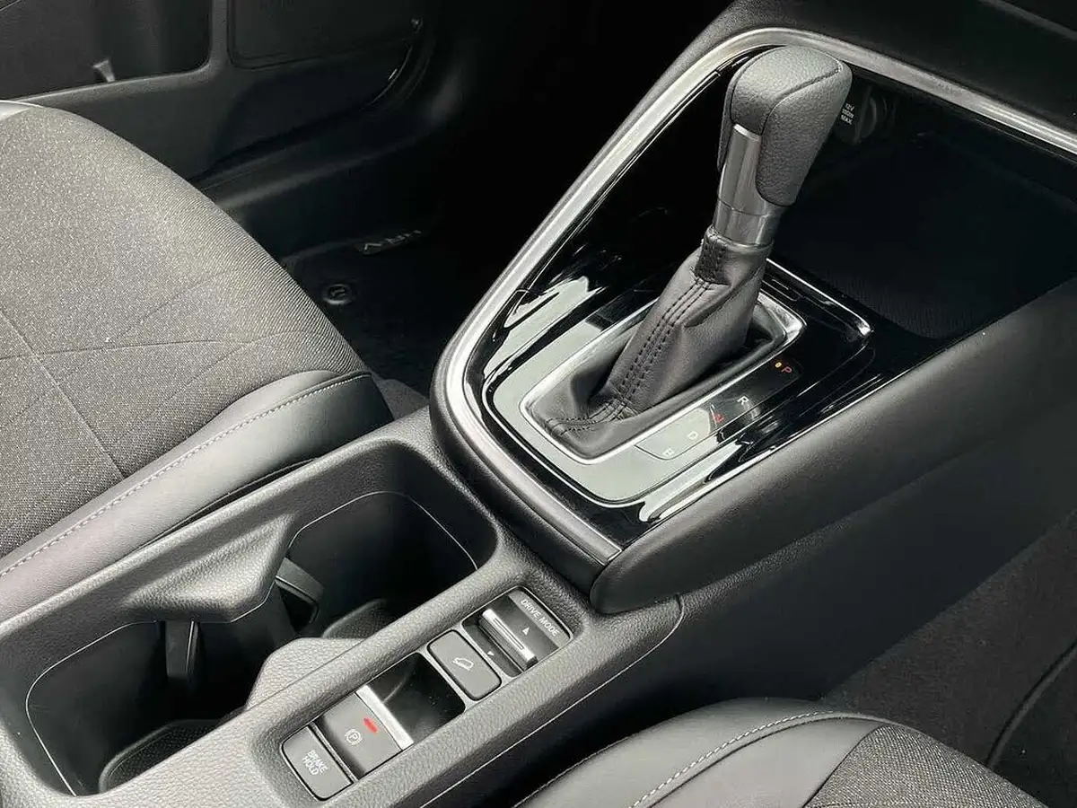 2024-honda-hr-v-15-i-mmd-advance-big-34