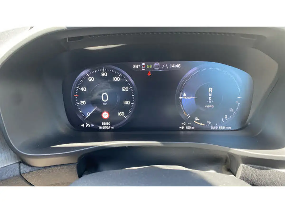 2022-volvo-xc40-15-t5-inscription-pro-big-10
