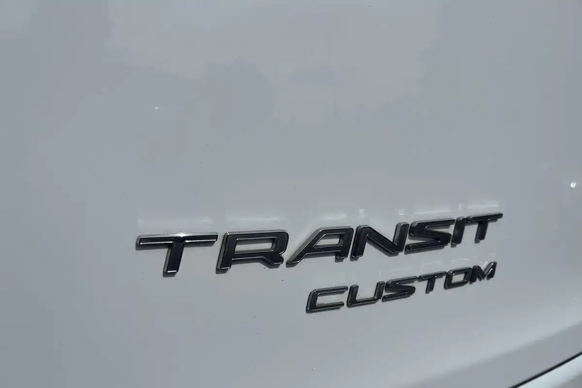 2022-ford-transit-custom-20tdci-340-l1h1-limited-170pseu6dt-auto-big-21
