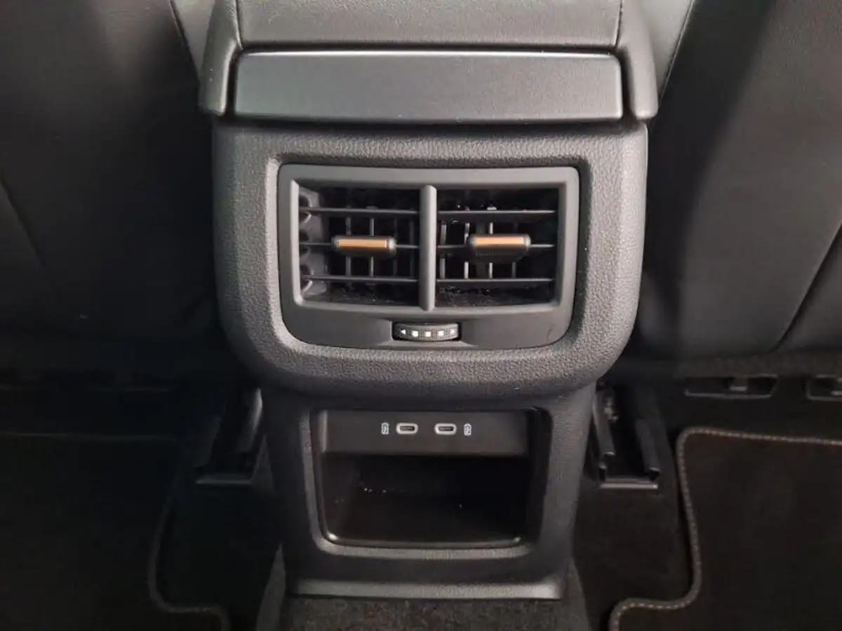 2024-cupra-ateca-15-ecotsi-v2-big-18