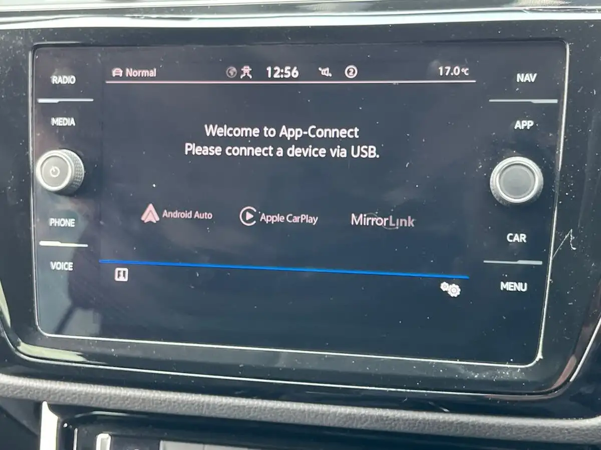 2021-volkswagen-touran-15-tsi-sel-big-21