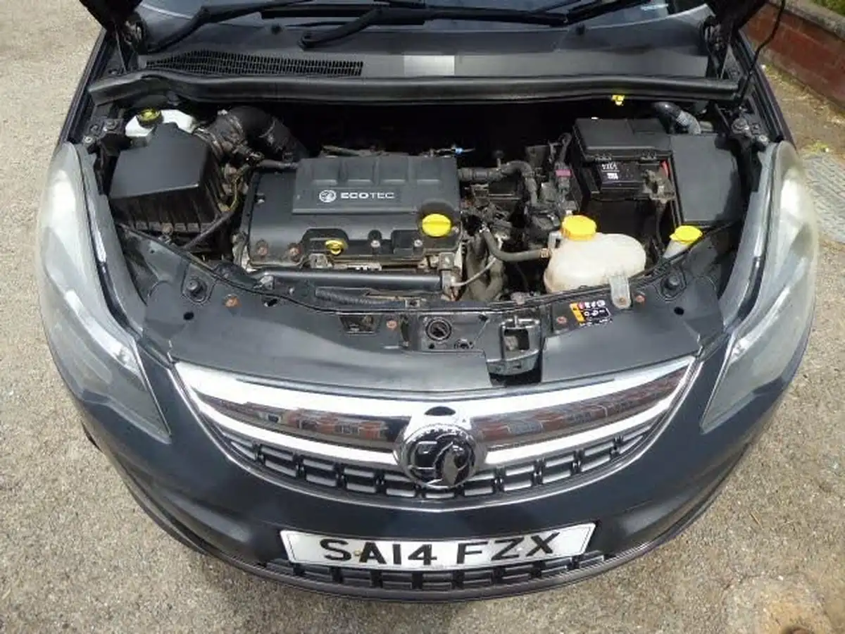 2014-vauxhall-corsa-14-sxi-5d-big-19