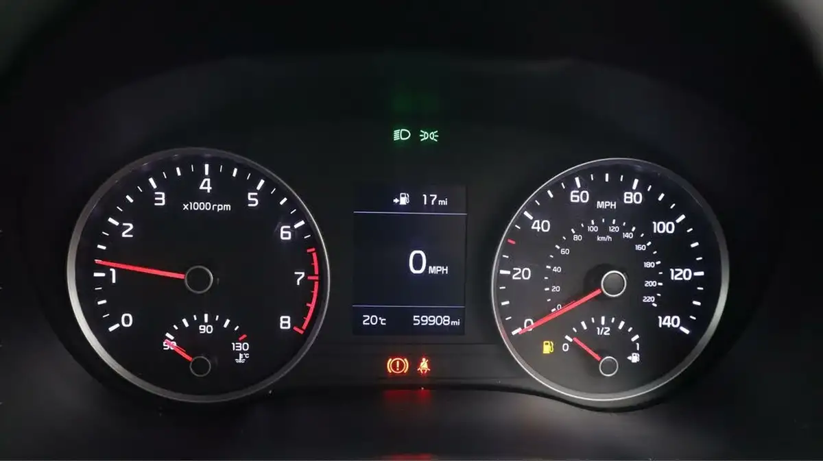 2018-kia-stonic-10-t-gdi-first-edition-big-10