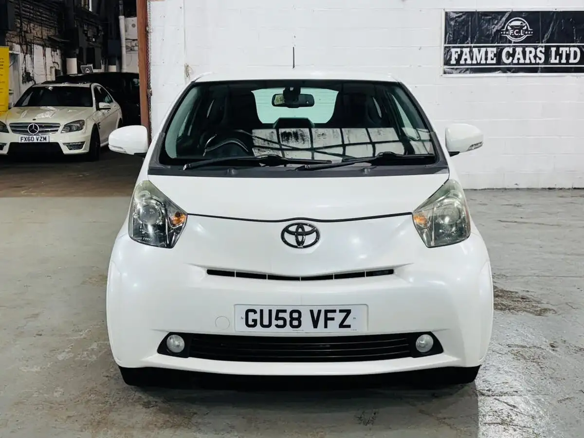 2009-toyota-iq-10-2-multidrive-big-1