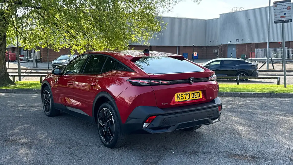2023-peugeot-408-12-puretech-gt-130ps-ss-eat8-big-4