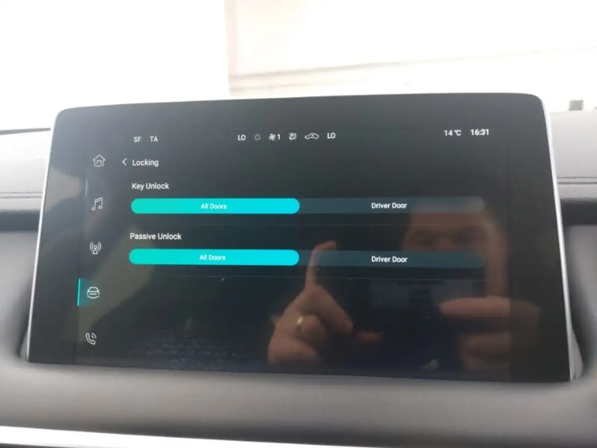 2023-mg-hs-15t-gdi-trophy-258ps-plug-in-hybrid-auto-big-16