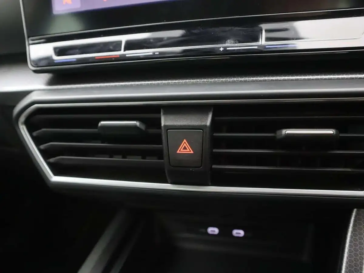 2021-seat-leon-10-tsi-evo-se-dynamic-hatchback-big-26