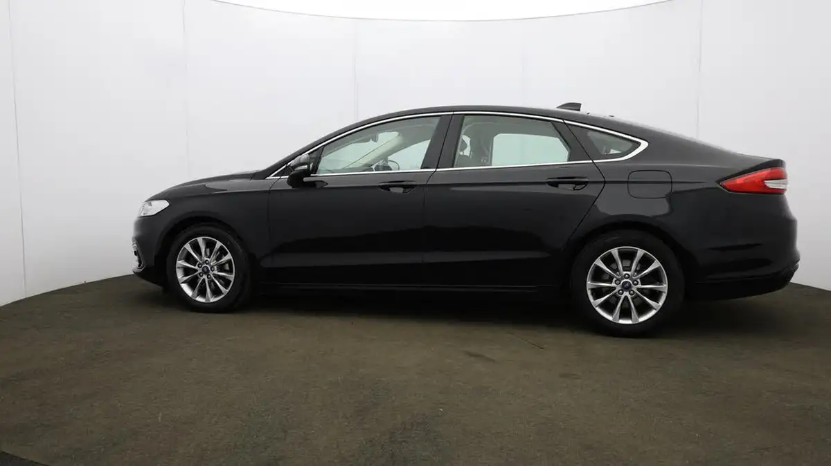 2021-ford-mondeo-20tdci-zetec-edition-hatchback-auto-big-69