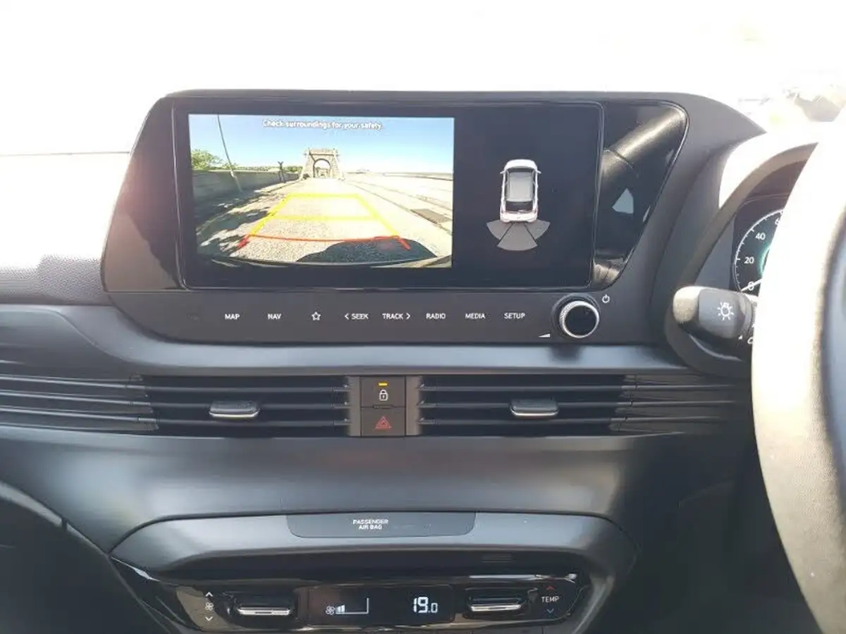 2021-hyundai-bayon-10-t-gdi-premium-120ps-big-10