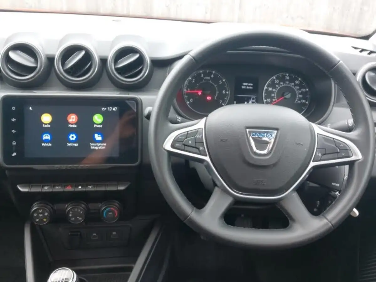2022-dacia-duster-10-tce-comfort-90hpeu6d-4x2-window-van-big-6