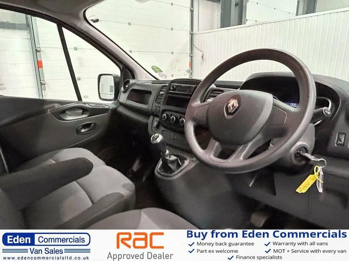 2021-renault-trafic-20dci-ll30-energy-120-business-panel-big-13