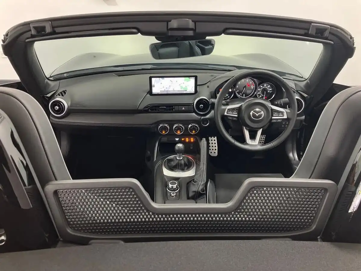 2025-mazda-mx-5-20-homura-roadster-big-33