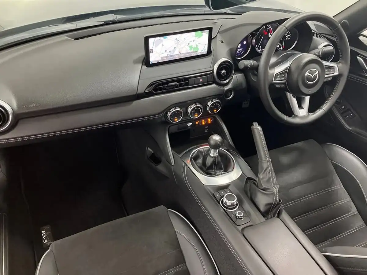 2025-mazda-mx-5-20-homura-roadster-big-9