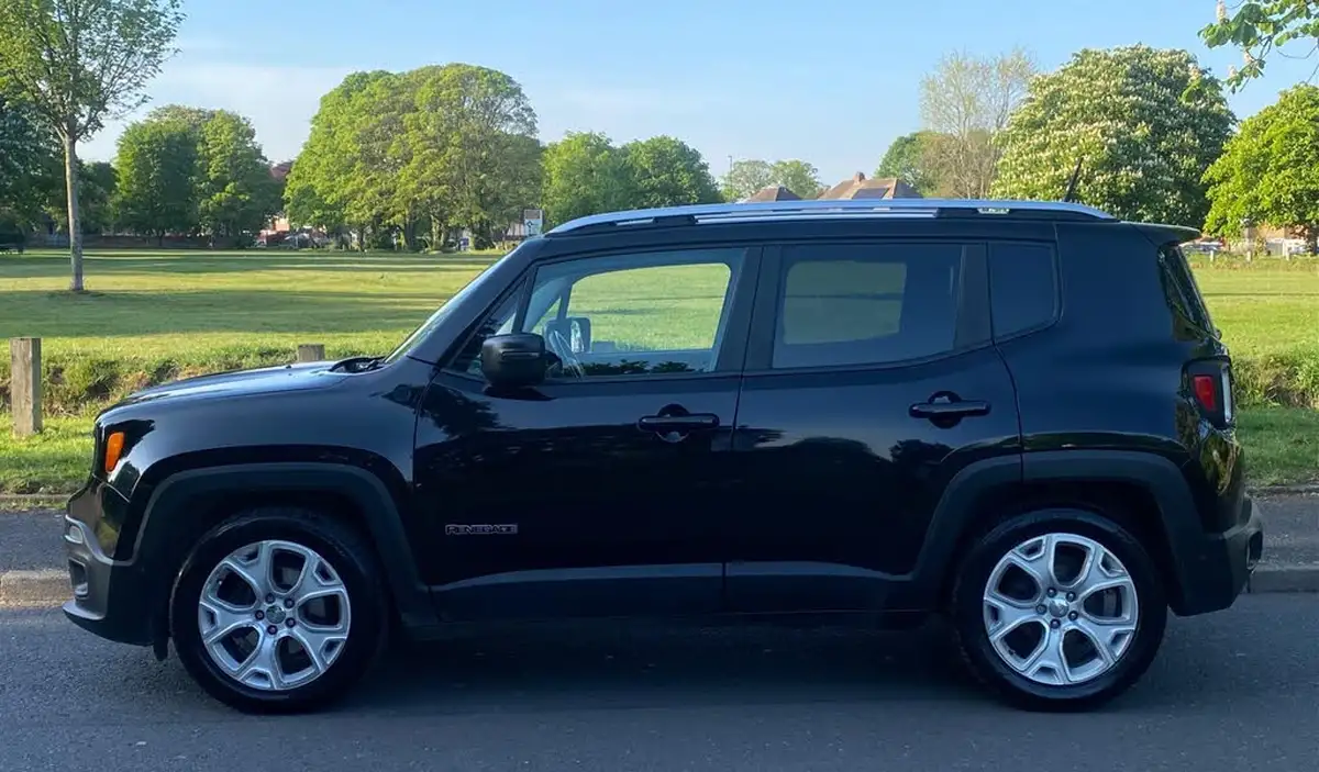 2016-jeep-renegade-16-multijet-ii-limited-ss-big-11