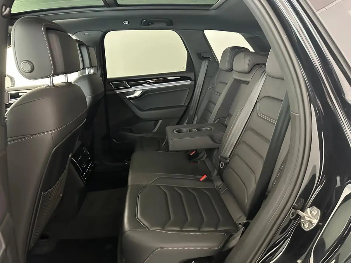 2020-volkswagen-touareg-30tdi-black-edition-286ps-big-9