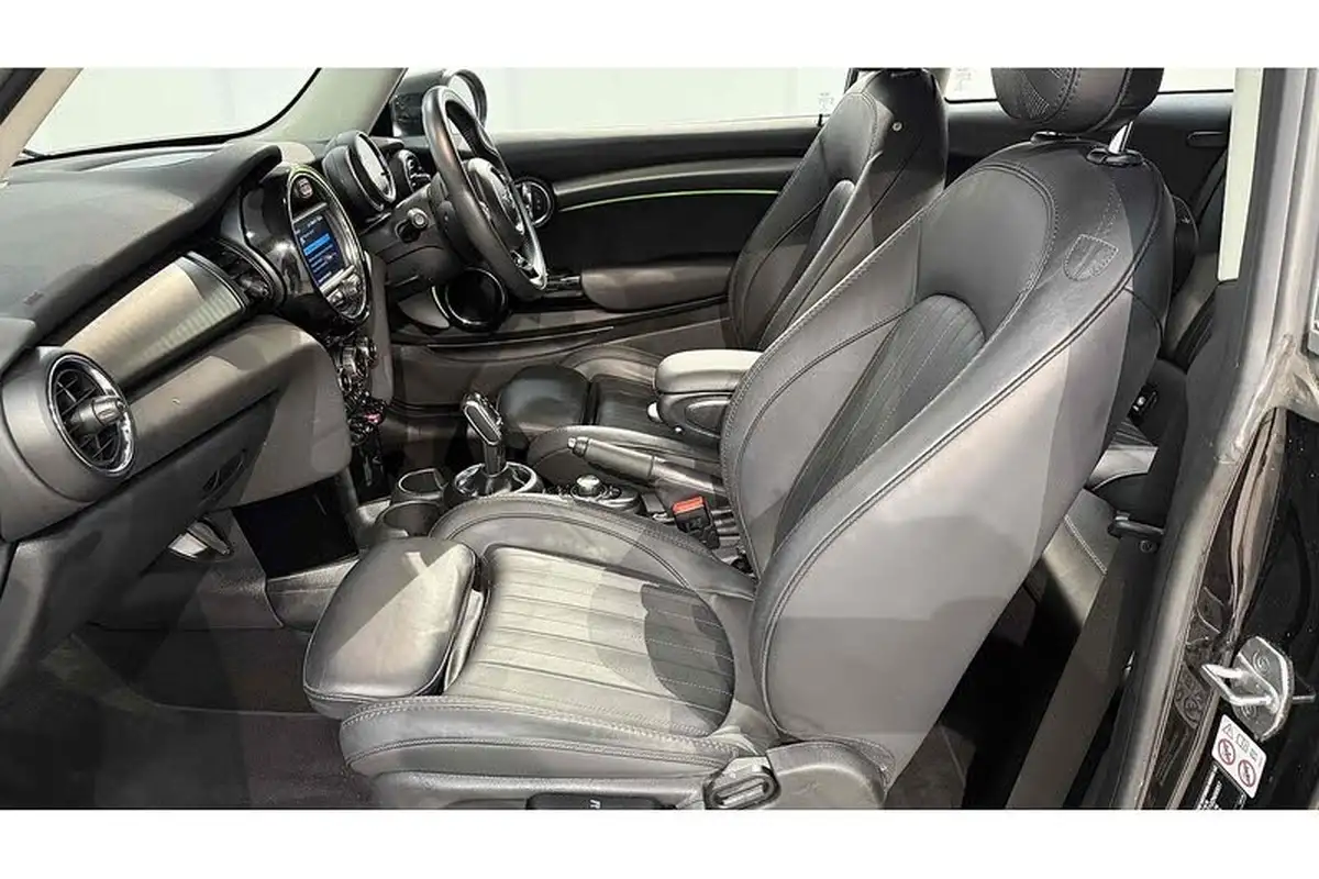 2020-mini-cooper-15-cooper-exclusive-hatchback-3d-auto-big-27