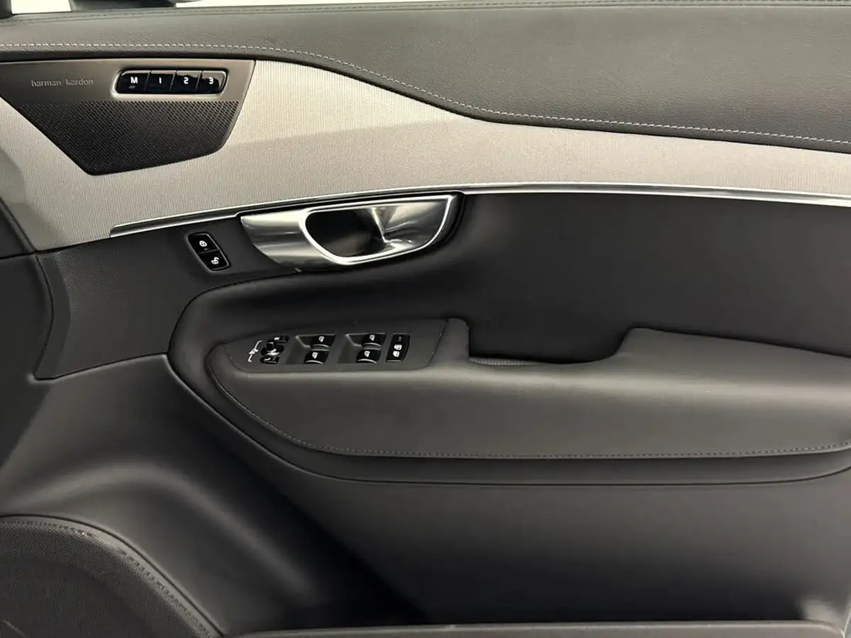 2024-volvo-xc90-20-b5-r-design-big-27