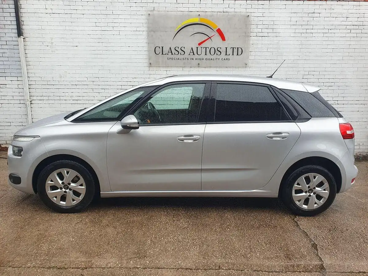2016-citroen-c4-picasso-16bluehdi-vtr-120ps-eat6-big-8