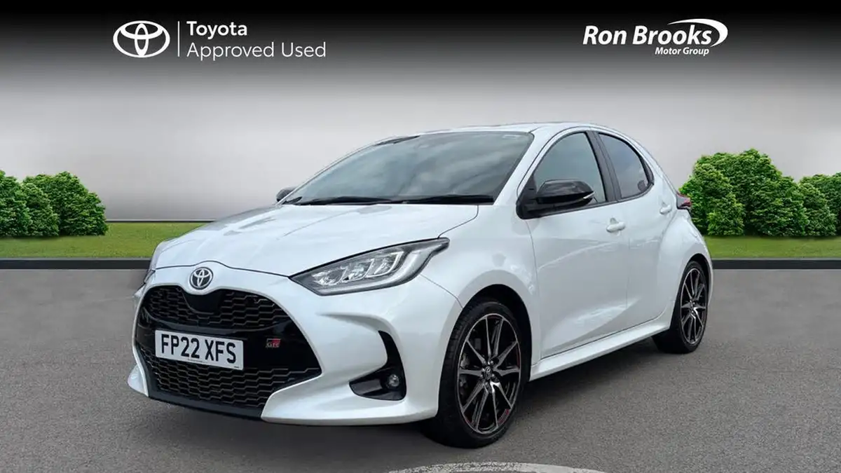 2022-toyota-yaris-15-vvt-i-gr-sport-big-2