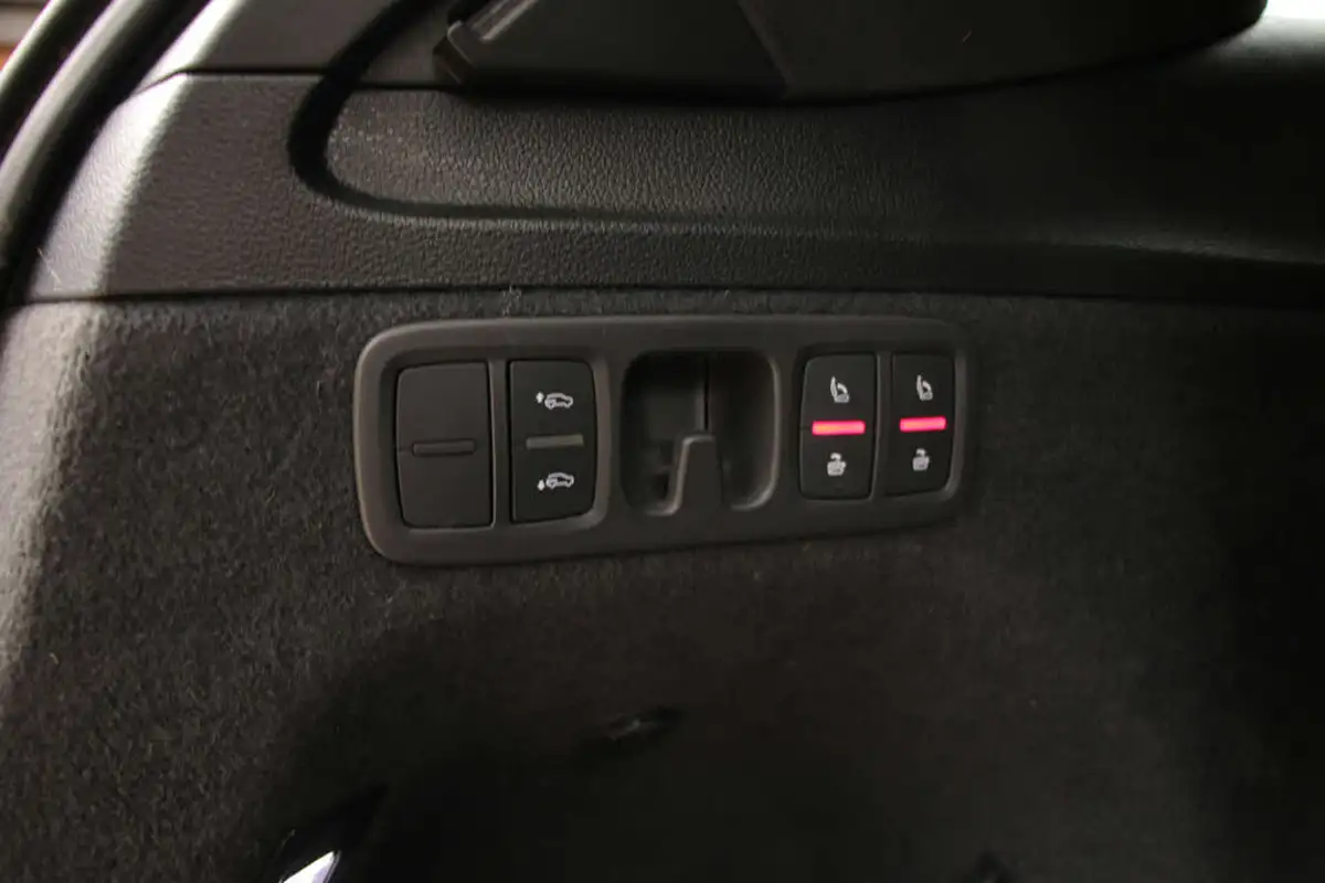 2022-audi-sq7-40-tfsi-black-edition-big-53