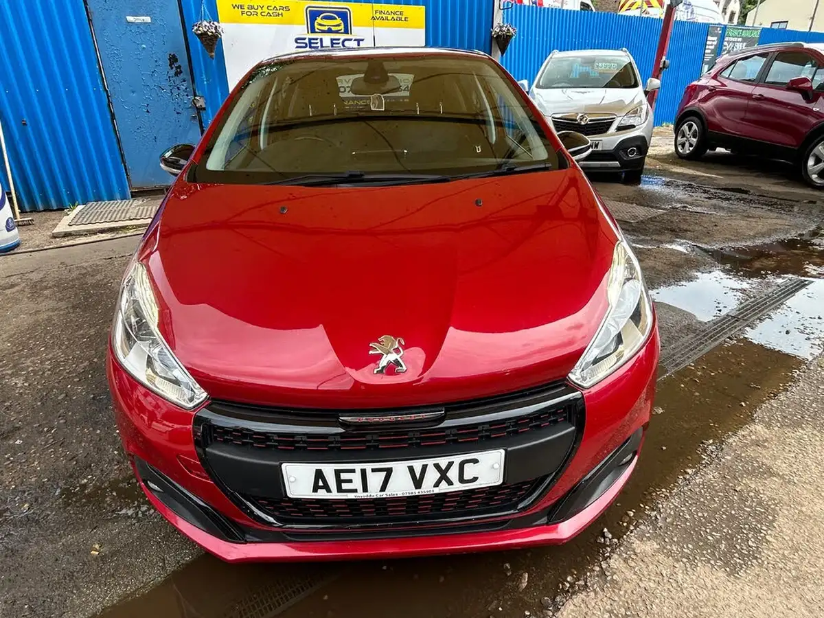 2017-peugeot-208-16bluehdi-gt-line-120bhp-ss-5d-big-1