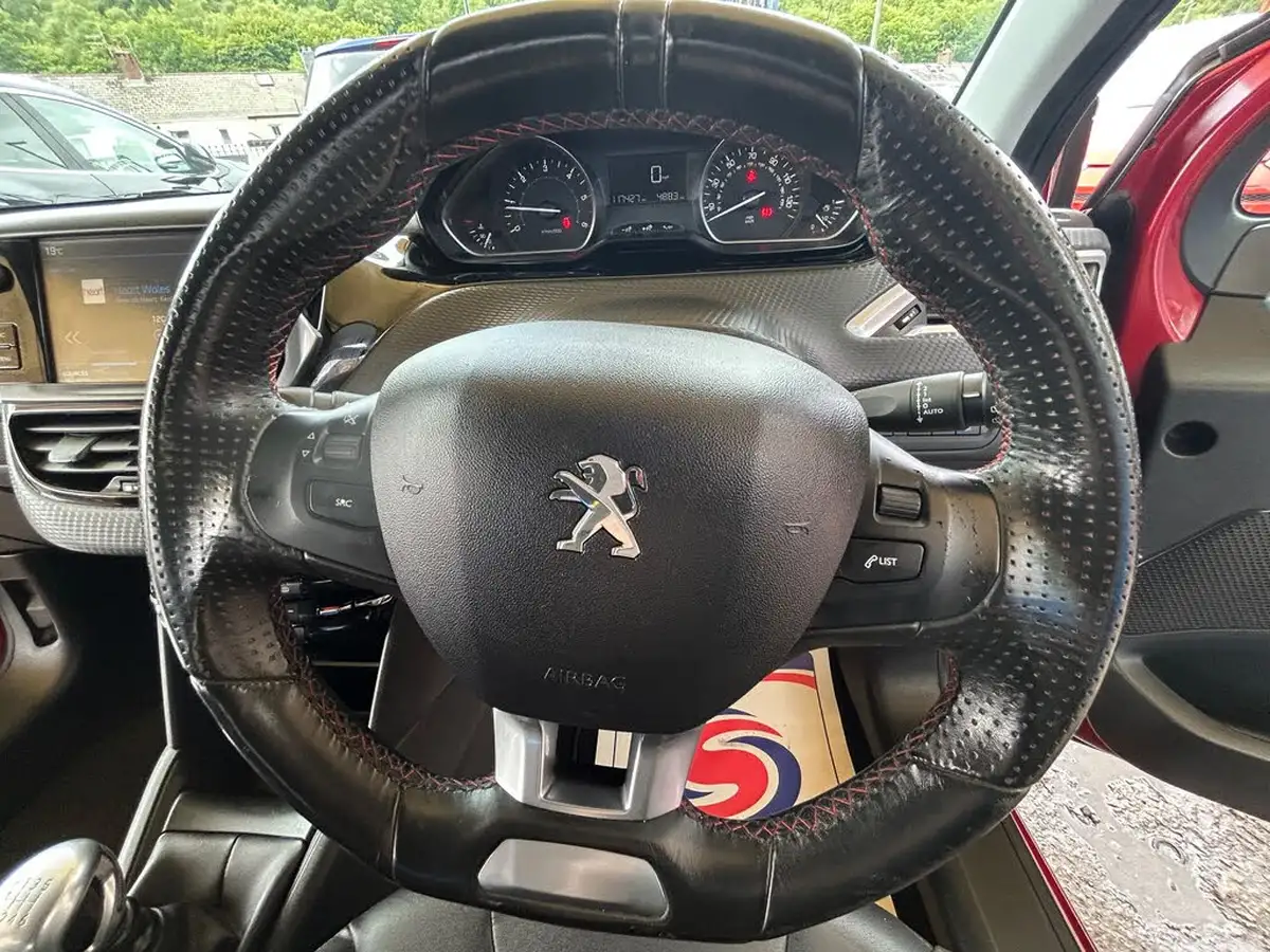 2017-peugeot-208-16bluehdi-gt-line-120bhp-ss-5d-big-25