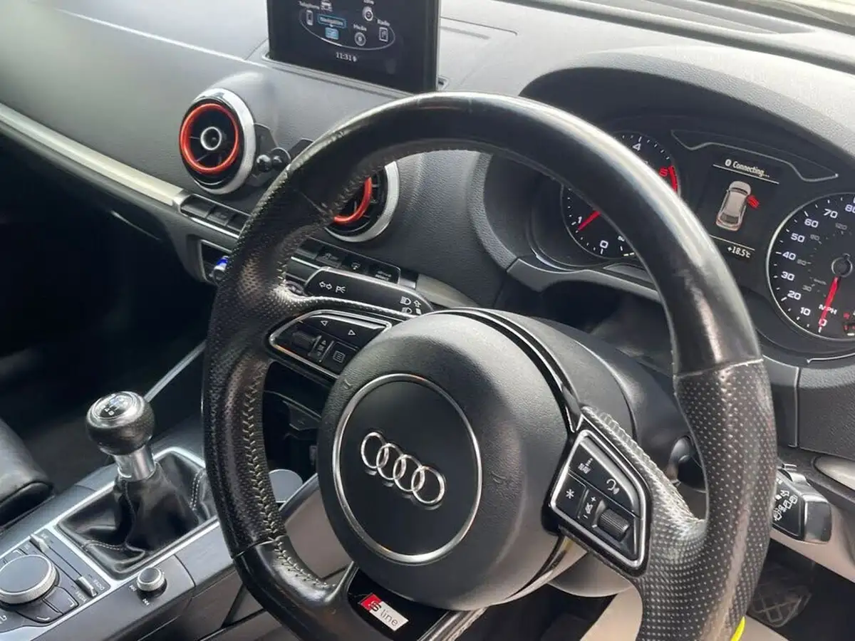 2015-audi-a3-20-tdi-s-line-150ps-sportback-5d-big-35