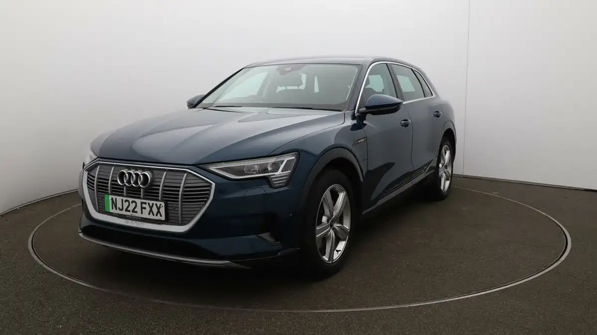2022-audi-e-tron-55e-technik-station-wagon-big-29