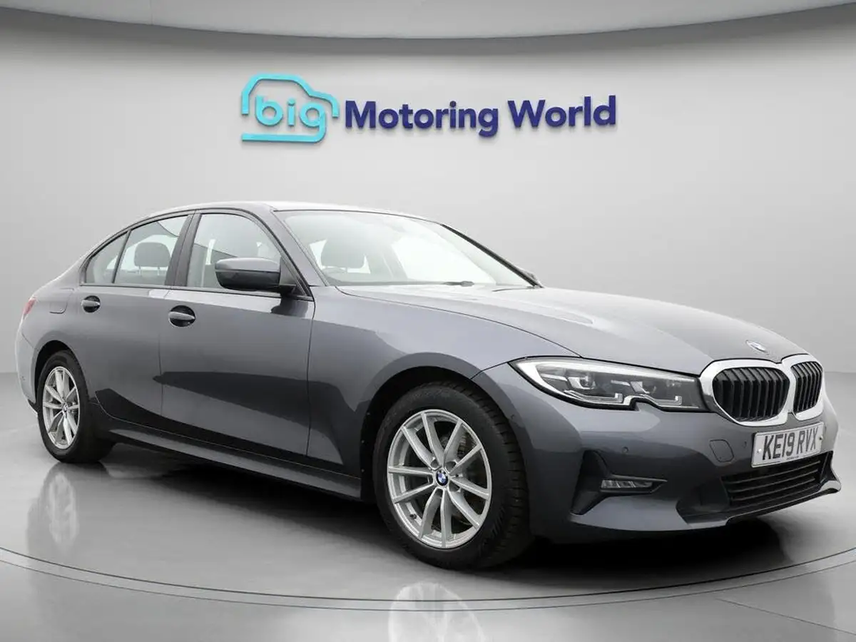 2019-bmw-3-series-20td-320d-se-190bhp-saloon-4d-big-0