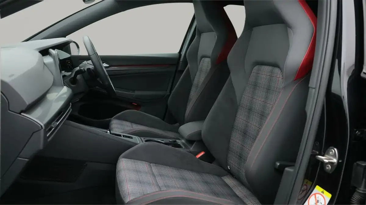 2022-volkswagen-golf-20-tsi-gti-dsg-big-14
