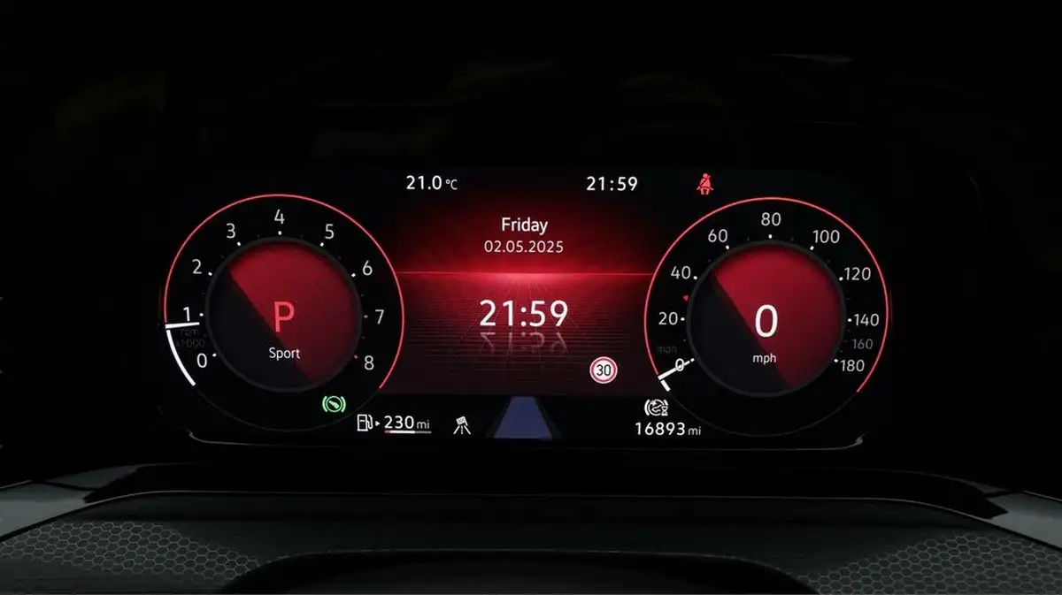 2022-volkswagen-golf-20-tsi-gti-dsg-big-10